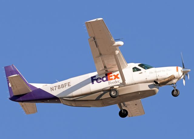 Cessna Caravan (N788FE)