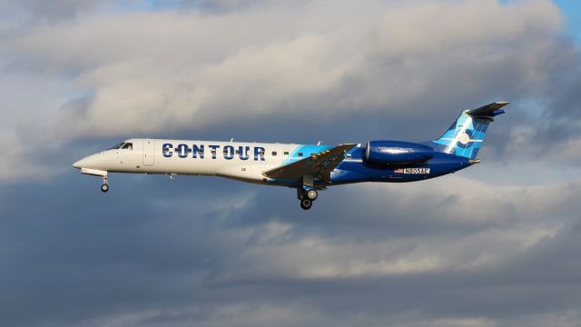 Embraer ERJ-135 (N805AE) - Arriving as VTE3101 from Macon - MCN