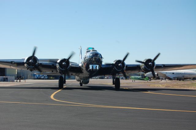N9323Z — - CAF B-17G, Sentimental Journey, taxis from home base, KFFZ, for departure on runway 4R.