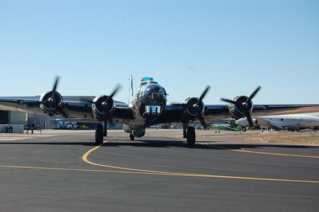 N9323Z — - CAF B-17G, Sentimental Journey, taxis from home base, KFFZ, for departure on runway 4R.