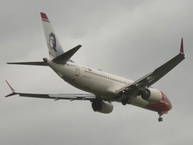 Boeing 737 MAX 8 (SE-RTC)
