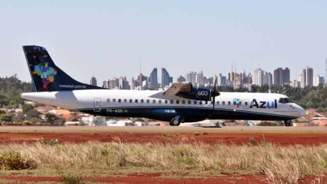 ATR ATR-72 (PR-AQR)