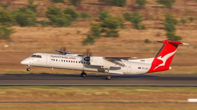 de Havilland Dash 8-400 (VH-LQH)