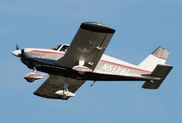 Piper Cherokee (N5128L)