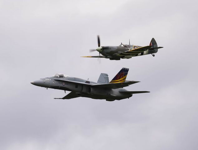 McDonnell Douglas FA-18 Hornet (18-8757) - Flypast at this year 2019 Gatineau Airshow.