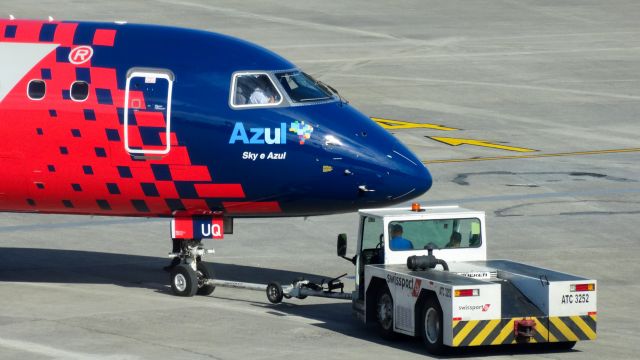 EMBRAER 195 (PR-AUQ)