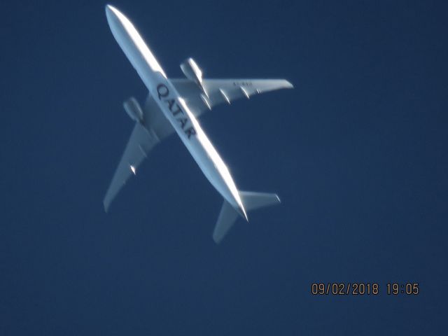 BOEING 777-300ER (A7-BAO)