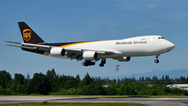 BOEING 747-8 (N624UP) - BOE610 on final to Rwy 34L to complete a ferry flight from KPDX on 6.26.20. (ln 1558 / cn 63784). 