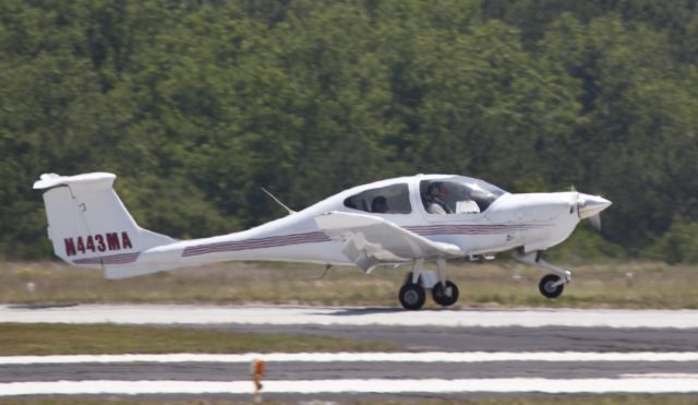 Diamond Star (N443MA)