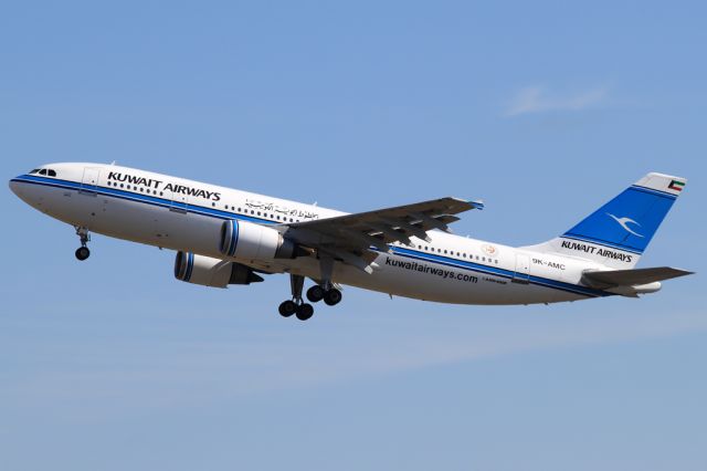 Airbus A300F4-200 (9K-AMC)