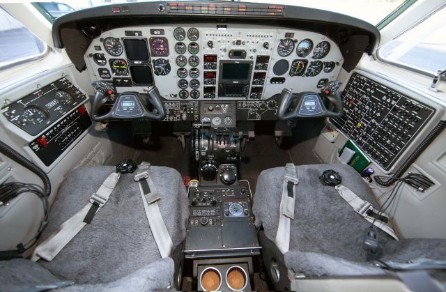 Beechcraft King Air 90 (N331JP) - Photo taken with a Canon 5D MarkII and 14mm ultra wide-angle lens. This is RELIANT AIRs new King Air 90. RELIANT AIR has the lowest fuel price on the Danbury (KDXR) airport.