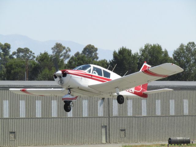 Piper Cherokee (N6512W) - Taking off RWY 24