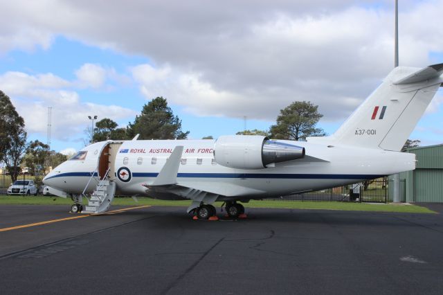 Canadair Challenger (A37001) - Prior to departing YBTH with Deputy Prime Minister