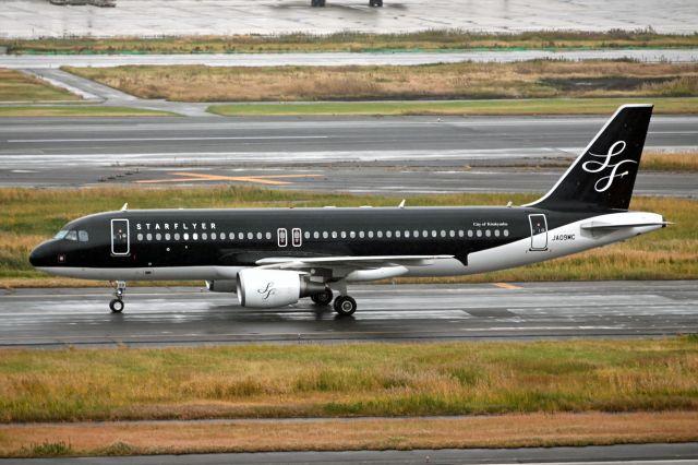 Airbus A320 (JA09MC)