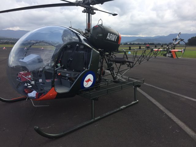 Bell UH-13H (VH-XTF) - Outstanding restoration of this classic M.A.S.H. Chopper