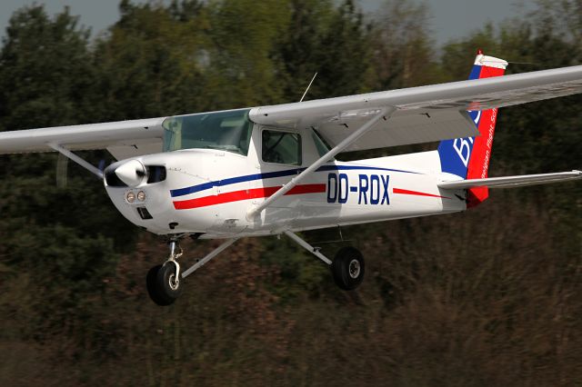 Cessna Commuter (OO-ROX)