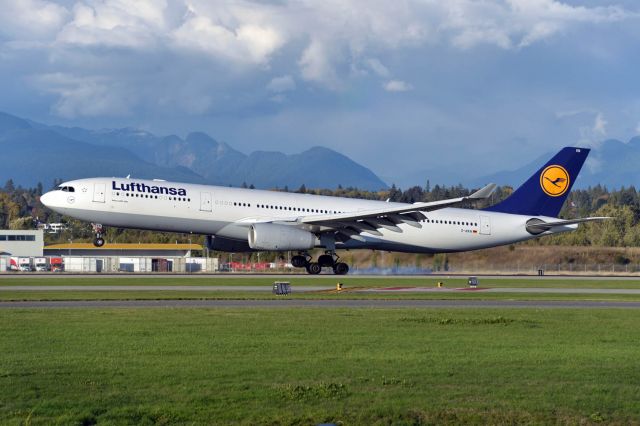 Airbus A340-300 (D-AIKN)