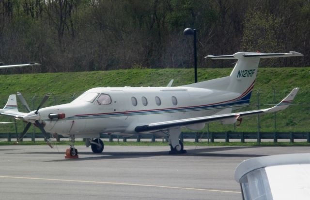 Pilatus PC-12 (N121RF)