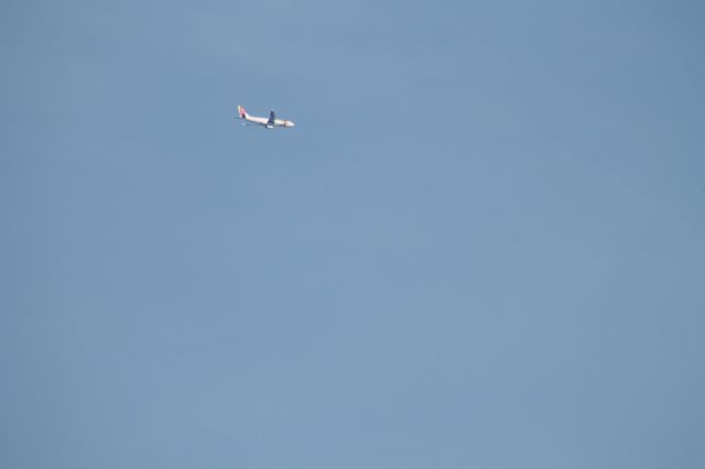 Airbus A330-300 (CS-TOT) - TAP A330 on downwind for 4L at Logan just after the wind change. He was scheduled to land on 4L but had to break his approach pattern.