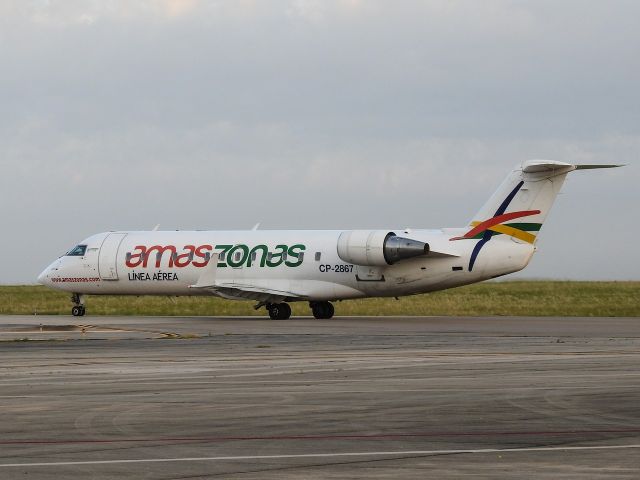 Canadair Regional Jet CRJ-200 (CP-2867)