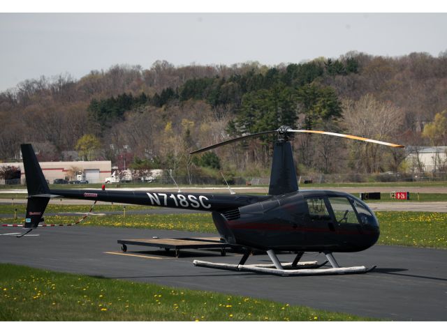 Beechcraft Baron (58) (N718SC)