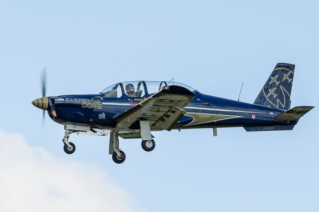 OGMA TB-30 Epsilon (F-SEXP) - Socata TB-30 Epsilon Cartouche Doré