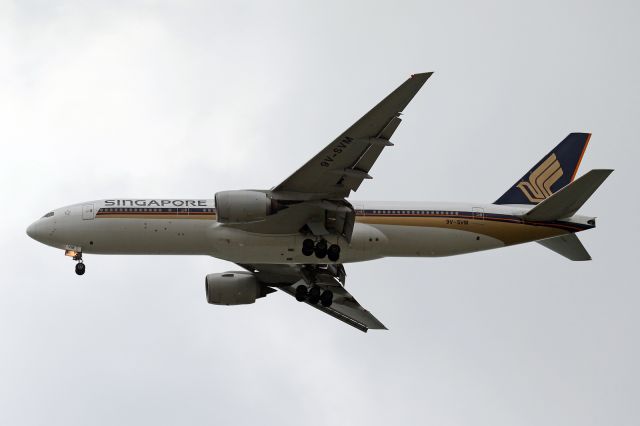 Boeing 777-200 (9V-SVM)