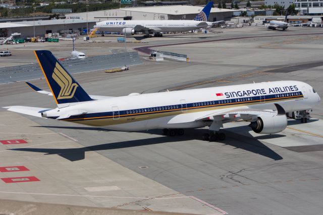 Airbus A350-900 (9V-SMS)