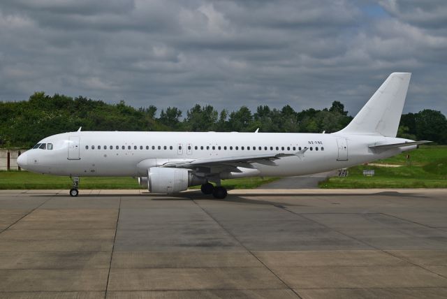 Airbus A320 (SX-VSL)