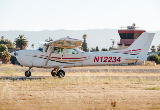 Cessna Skyhawk (N12234)