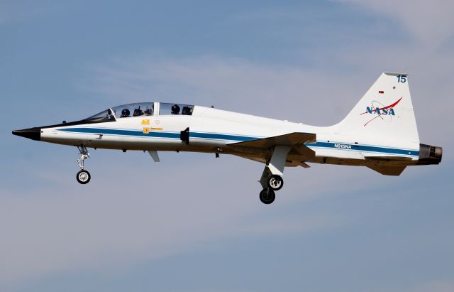 Northrop T-38 Talon (N915NA)