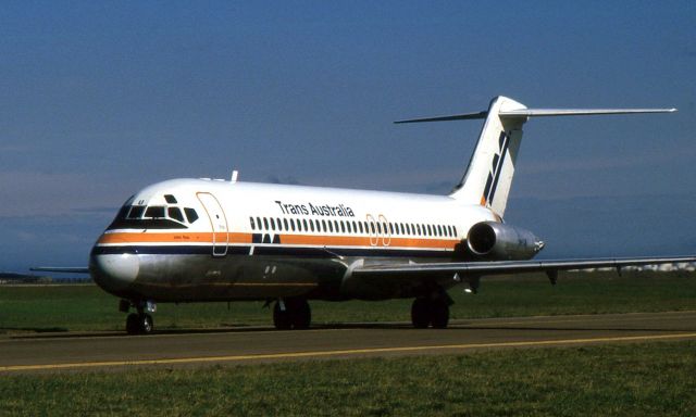 McDonnell Douglas DC-9-30 (VH-TJU) - Dc9-30 VH-TJU of Trans Australia Airlines at Sydney in 1982.