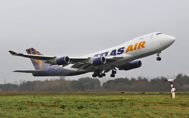 Boeing 747-400 (N412MC) - atlas air b747-47uf n412mc dep shannon for atlanta 14/11/17.