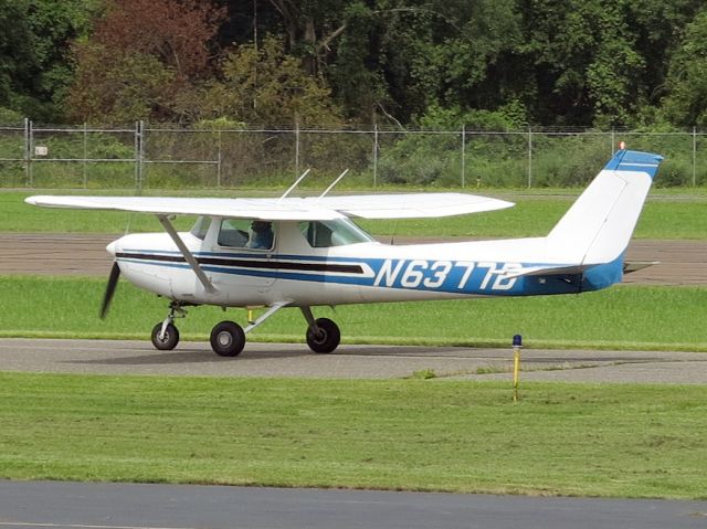 Cessna 152 (N6377B)