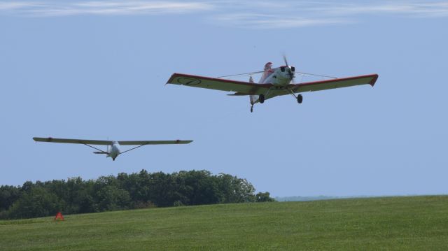 Piper PA-25 Pawnee (N6717Z) - Shortly after departure is this 1963 Piper Pawnee Tow Plane in the Summer of 2019.