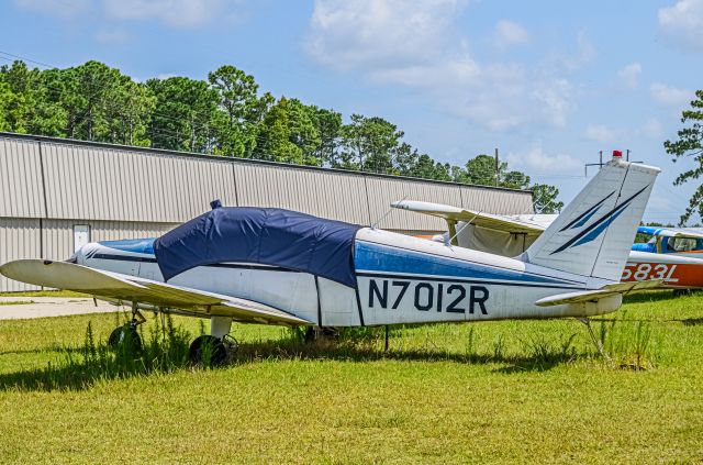 Piper Cherokee (N7012R)