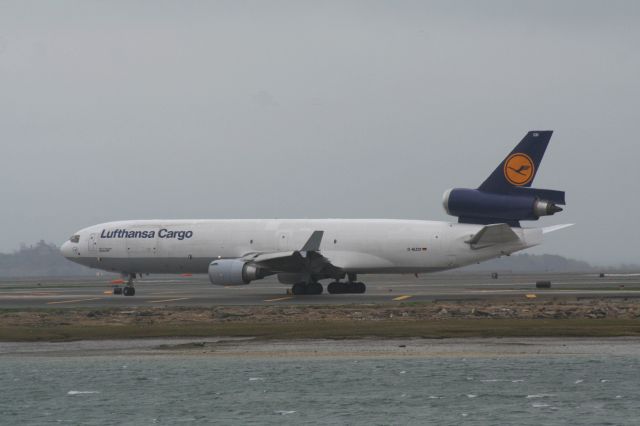 Boeing MD-11 (D-ALCO)