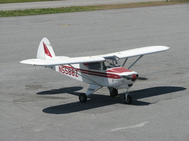 Piper PA-22 Tri-Pacer (N5588Z)