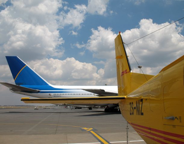 Boeing 747-200 (N535FC)
