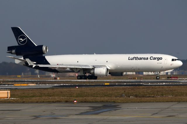 Boeing MD-11 (D-ALCB) - first MD-11 in new colors and very first departure!