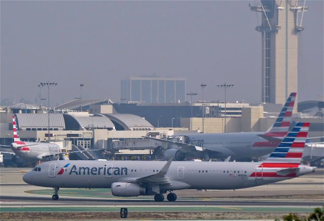 Airbus A321 (N110AN) - Sharklets