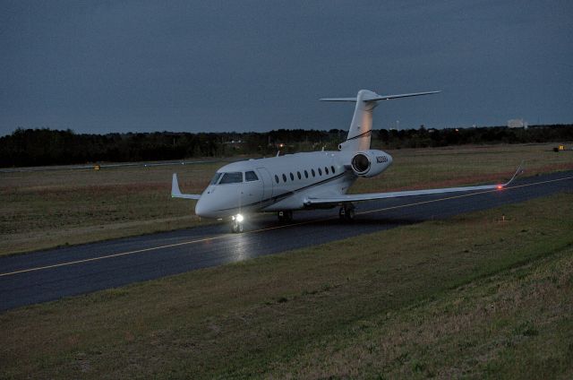 IAI Gulfstream G280 (N228BA) - Departures taxi runway 7 last day Masters 2018