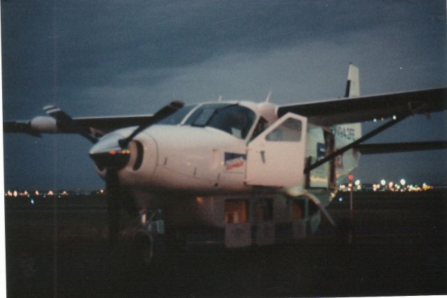 Cessna Caravan (N942FE) - "cargo load 0 dark 30" KROC 87