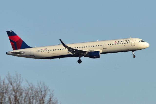 Airbus A321 (N304DN) - 02-18-22 23-L