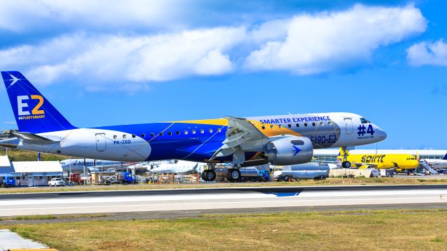 PR-ZGQ — - PR-ZGQ landing at TNCM St Maarten.