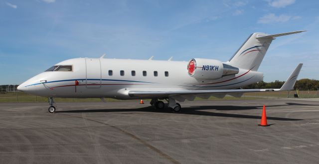 Canadair Challenger (N91KH) - Rhema Bible Churchs Canadair CL-600-2B16 Challenger on the ramp at Pryor Regional Airport, Decatur, AL - October 22, 2018.