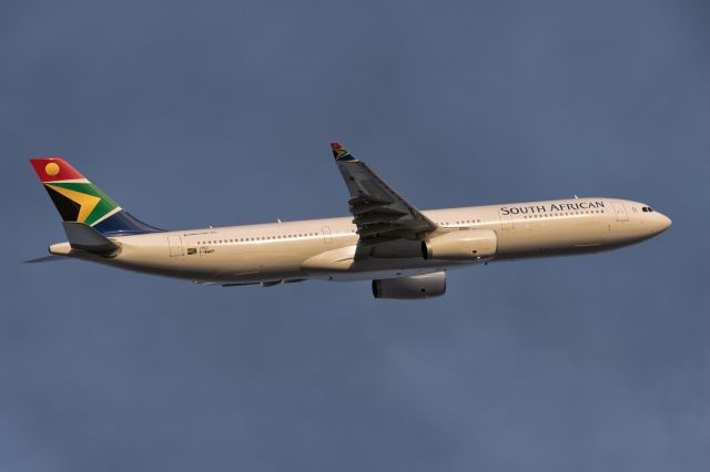 Airbus A330-300 (ZS-SXK) - 25th Oct., 2016; a rel=nofollow href=http://www.planexplorer.net/Xploregallery/displayimage.php?pid=1306http://www.planexplorer.net/Xploregallery/displayimage.php?pid=1306/a