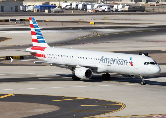 Airbus A321 (N151UW)