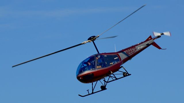 Enstrom 280 Shark (N5687P) - Flying down runway 26