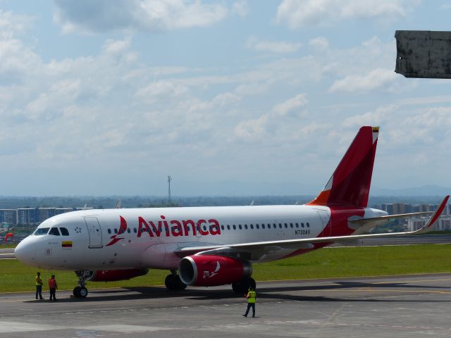 Airbus A319 (N730AV) - New livery